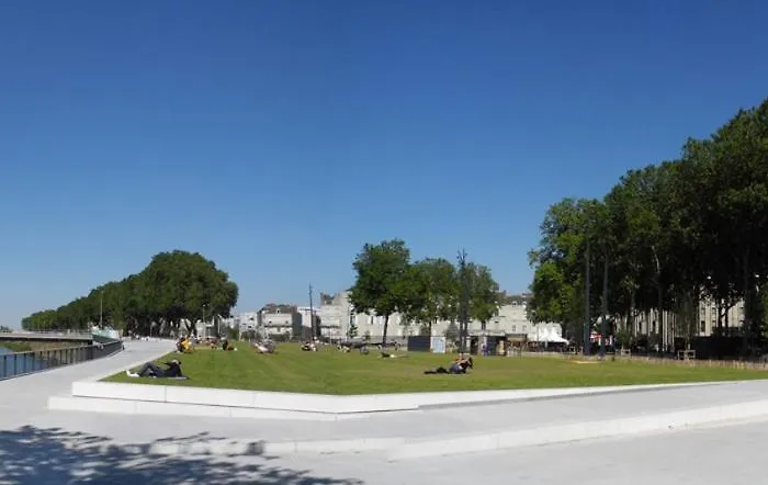 Daire Au Coeur De Maine *